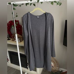 Old Navy Active Heather Gray Hooded Cardigan Pockets Layers Neutral Mininalist